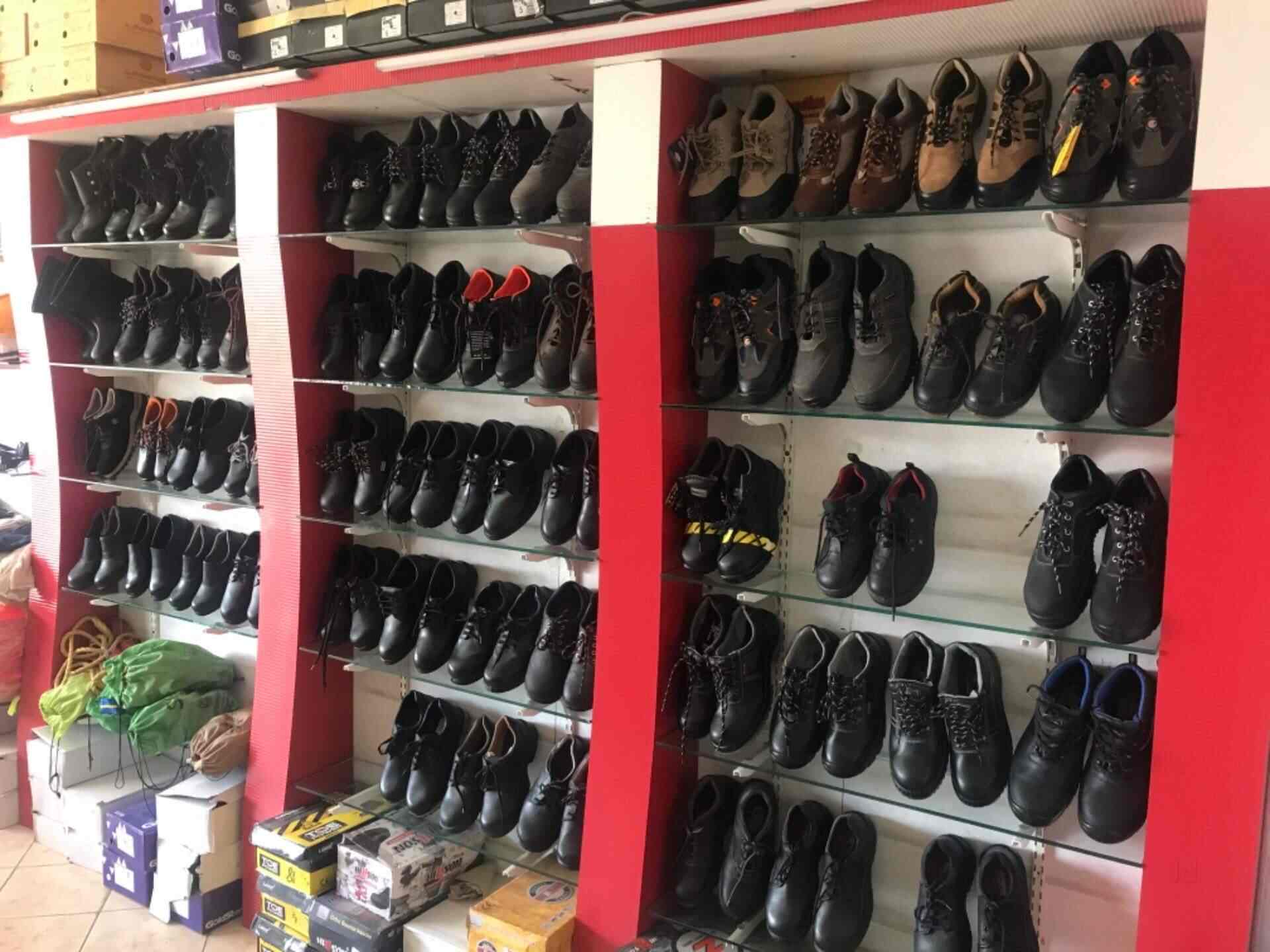 Sahara Enterprises in Purnanagar,Pune Best Safety Shoe Dealers in