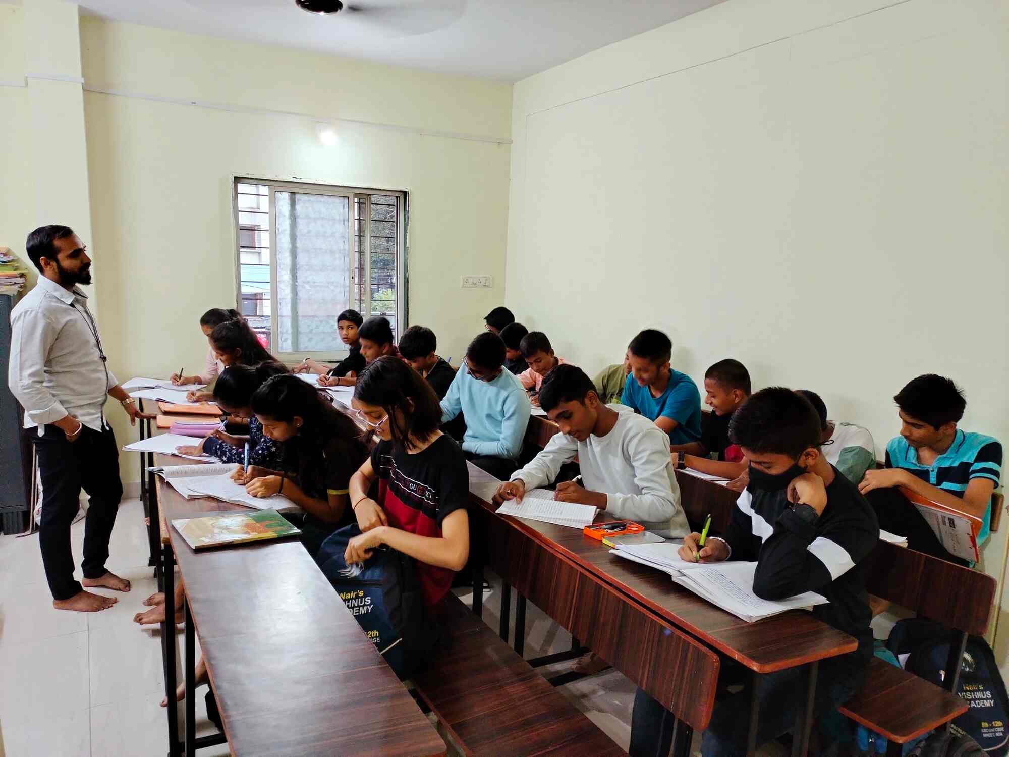 Nairs Vishnus Academy in Sasane NagarHadapsar,Pune Best Tutorials