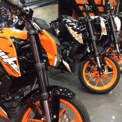 Orange Automotive - KTM, Baner 