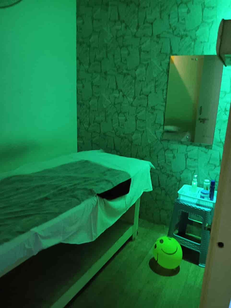 Strawberry Wellness Spa in Kharadi,Pune Best Body Massage Centres in