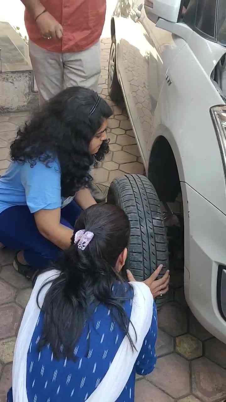 Sai Motor Driving School in Karve Road Kothrud,Pune Best Motor