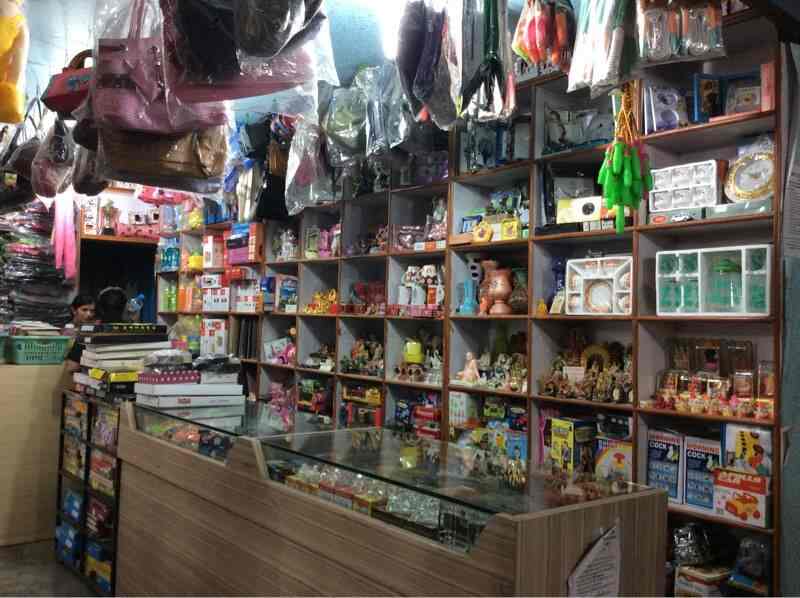 Hari Om Varieties & Gift Shopee in Wakad,Pune Best Gift Shops in Pune