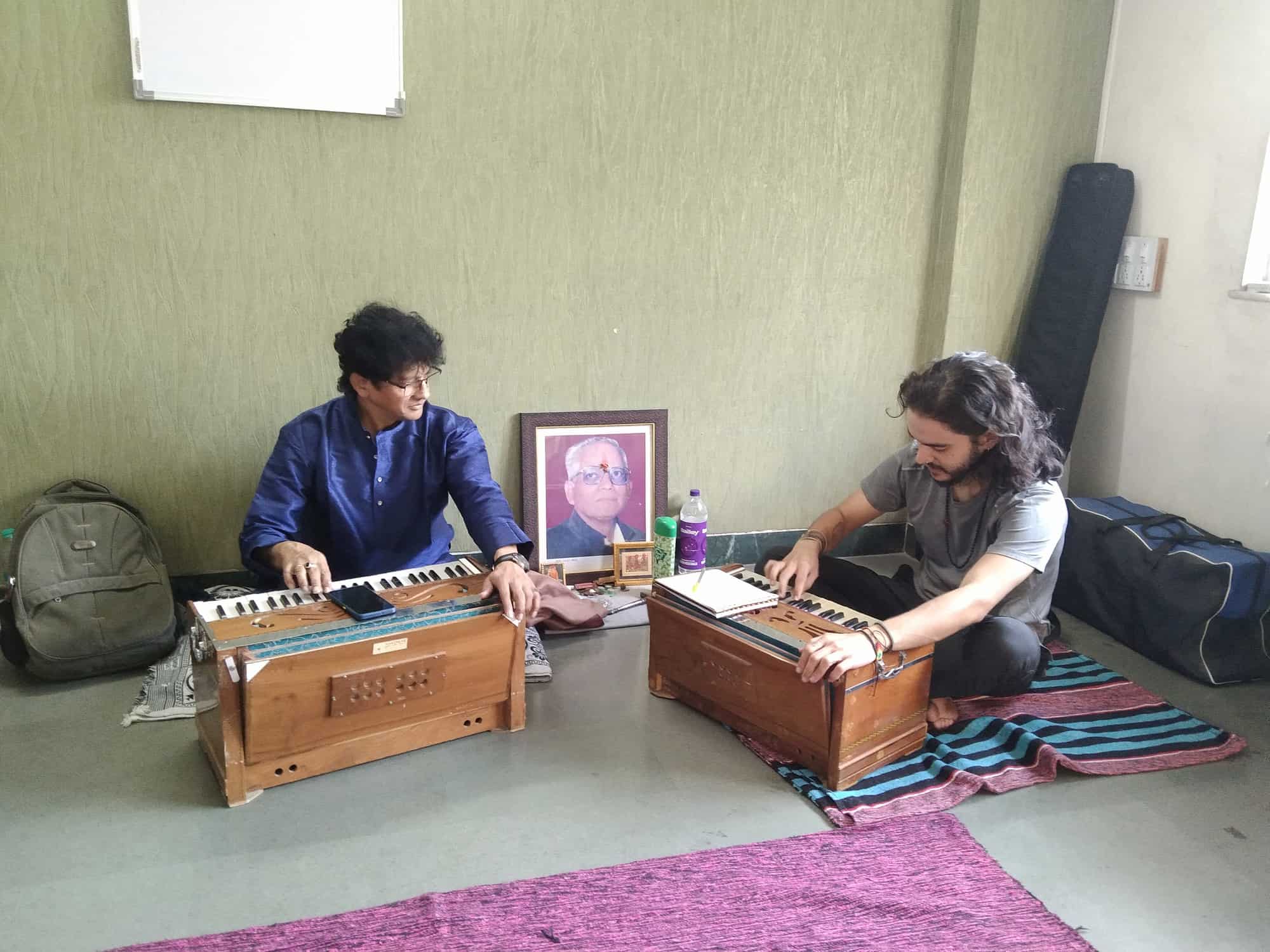 Phadke Music Classes in Kothrud,Pune Best Music Classes For Sitar in