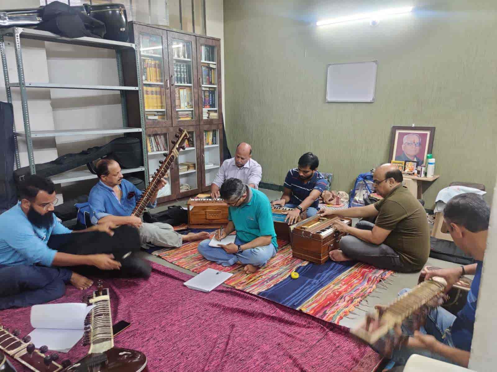 Phadke Music Classes in Kothrud,Pune Best Music Classes For Sitar in