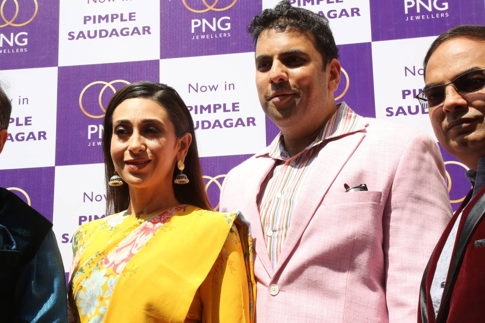 Pn gadgil pimple saudagar clearance
