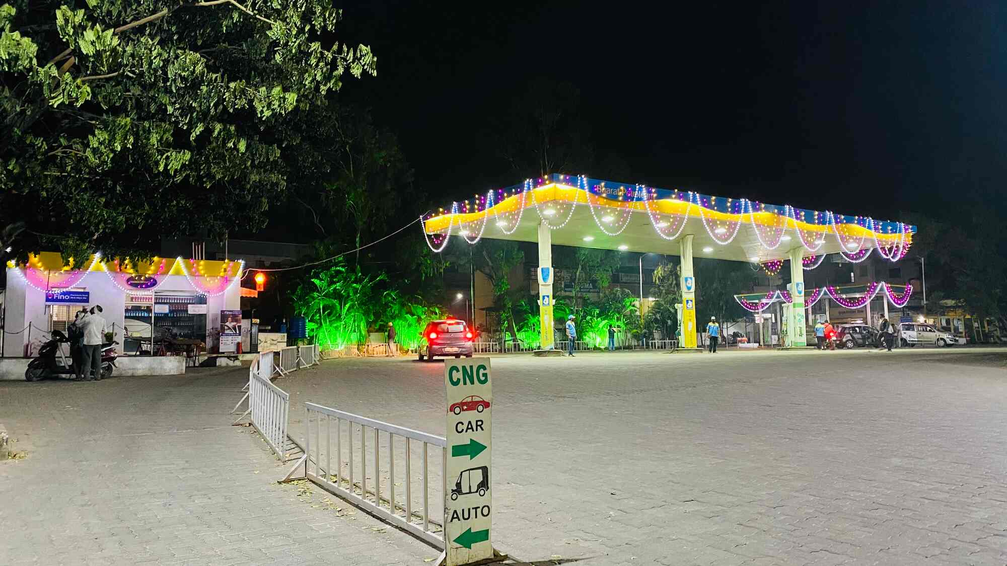 Top 24 Hours CNG Filling Stations in Khed,Khed Best Cng Pump near me