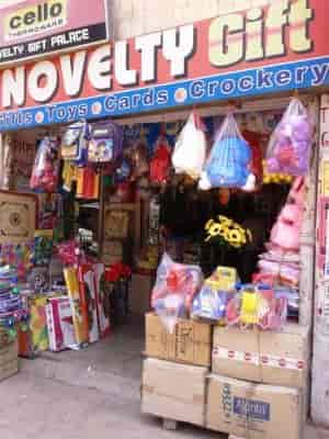 Novelty gift shops near me discount
