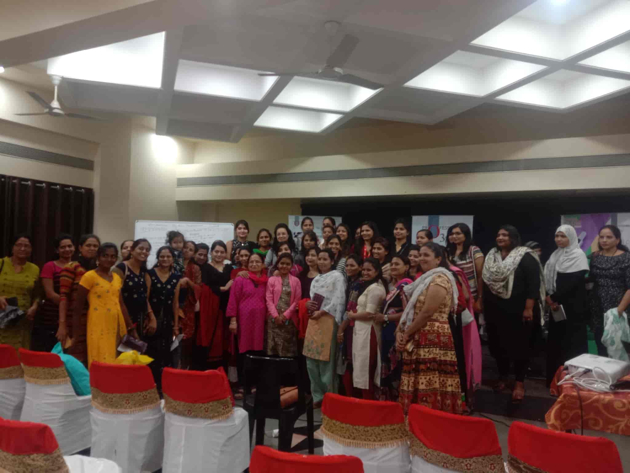 Top Beauty Parlour Classes in Station Road Raichur,Raichur Best