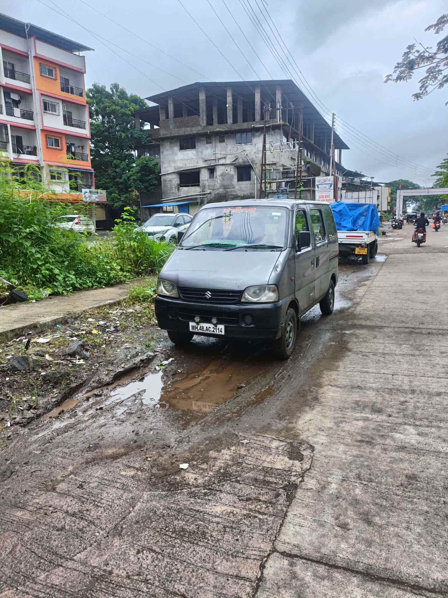 Sudesh Tours & Travels in Goregaon Raigad,Raigadmaharashtra Best Car