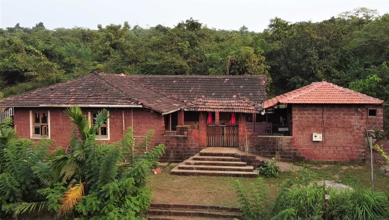 Book Maitri Farms in Chandore,Raigadmaharashtra Best Farm House On