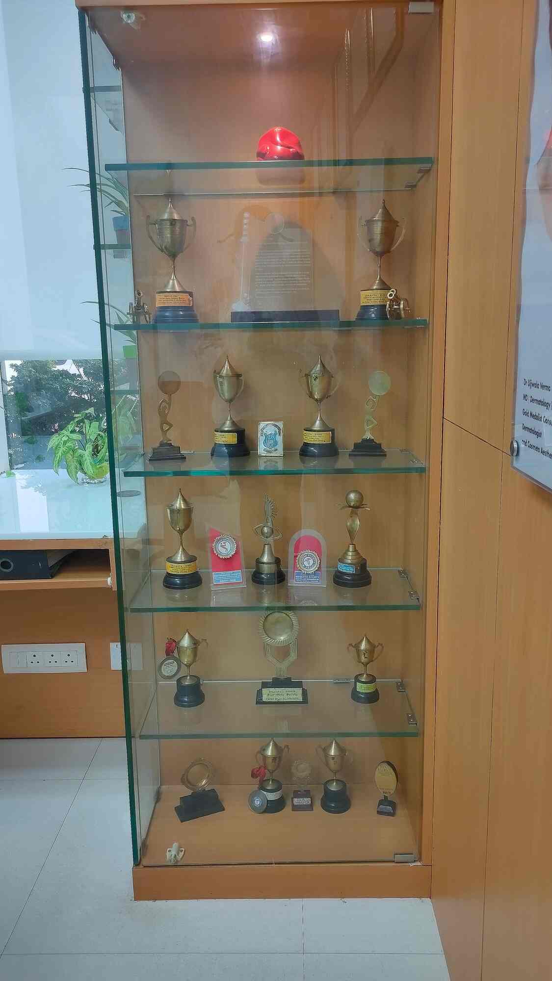 Jiya Skin Care Hiya Aesthetics Clinic in Shop No. 7 , Lalganga Plaza