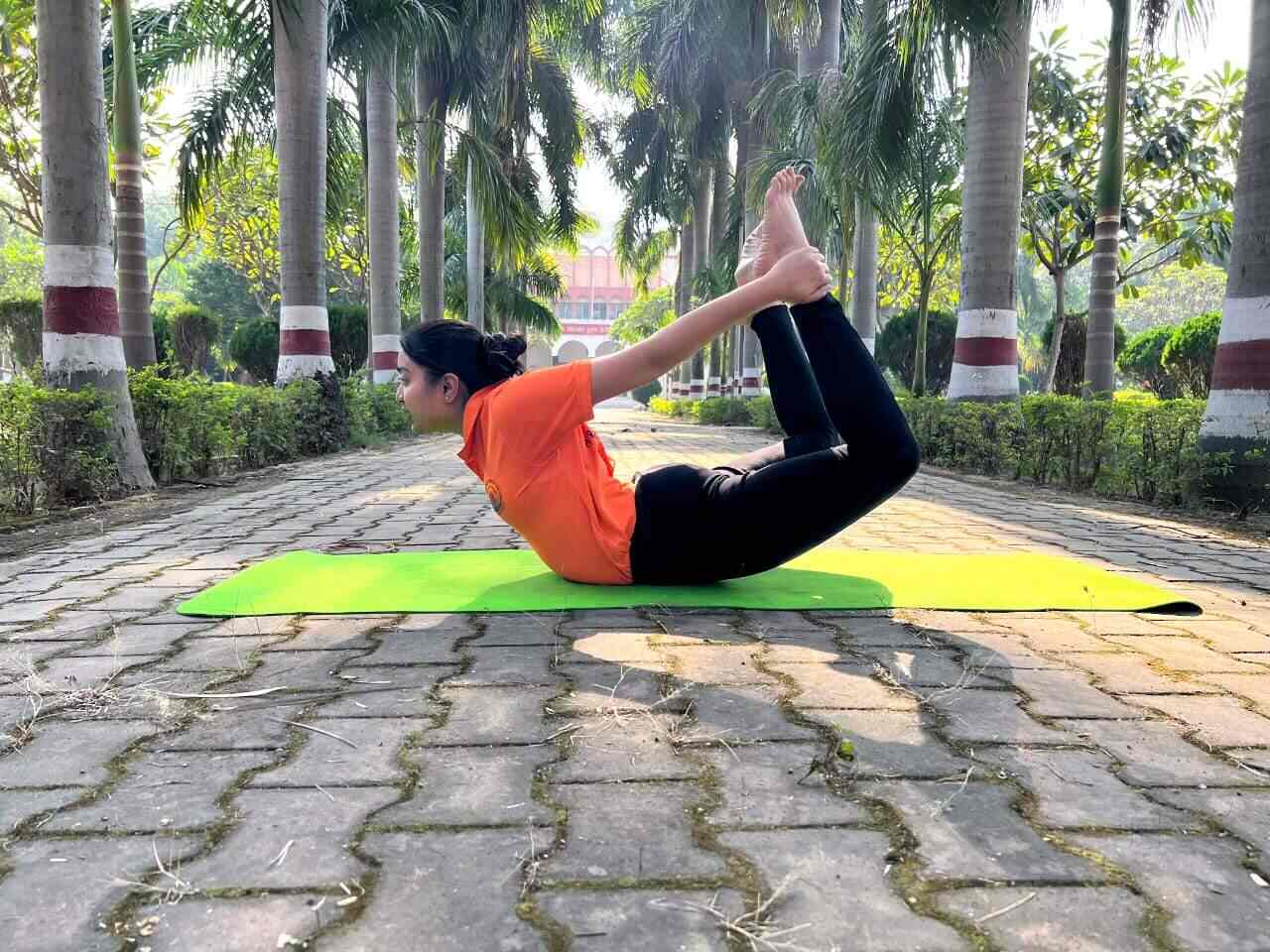 Top 75+ yoga addict men's pants latest in.eteachers