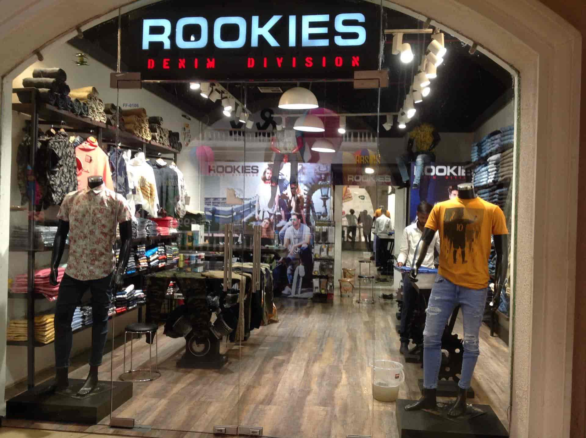 rookies jeans lifestyle