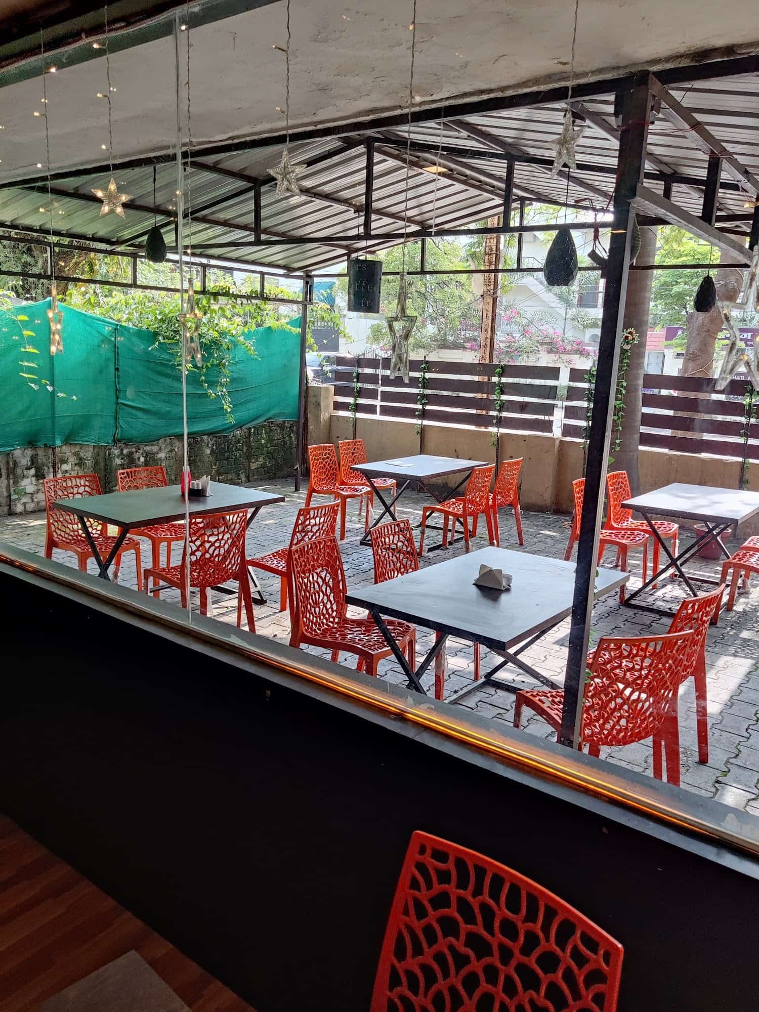 Cafe Shades And Greens in Choubey Colony,Raipurchhattisgarh Best