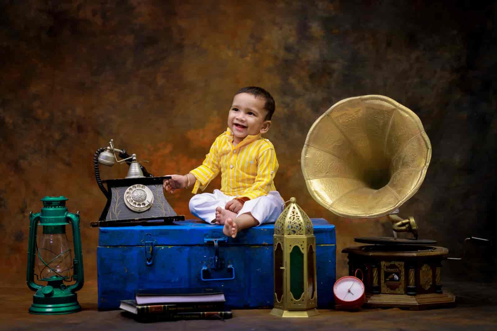 Top Outdoor Photographers in Delexe Centre - Best Photographers