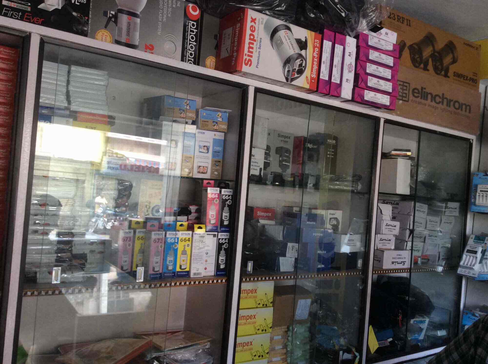 New Digital World in Innes Peta,Rajahmundry Best Camera Dealers in