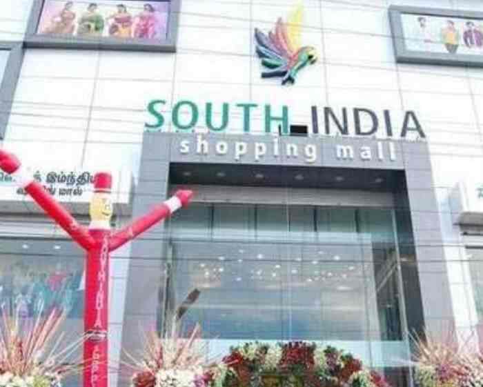 Southindia Shopping Mall Readymade Garment Retailers in Rajahmundry