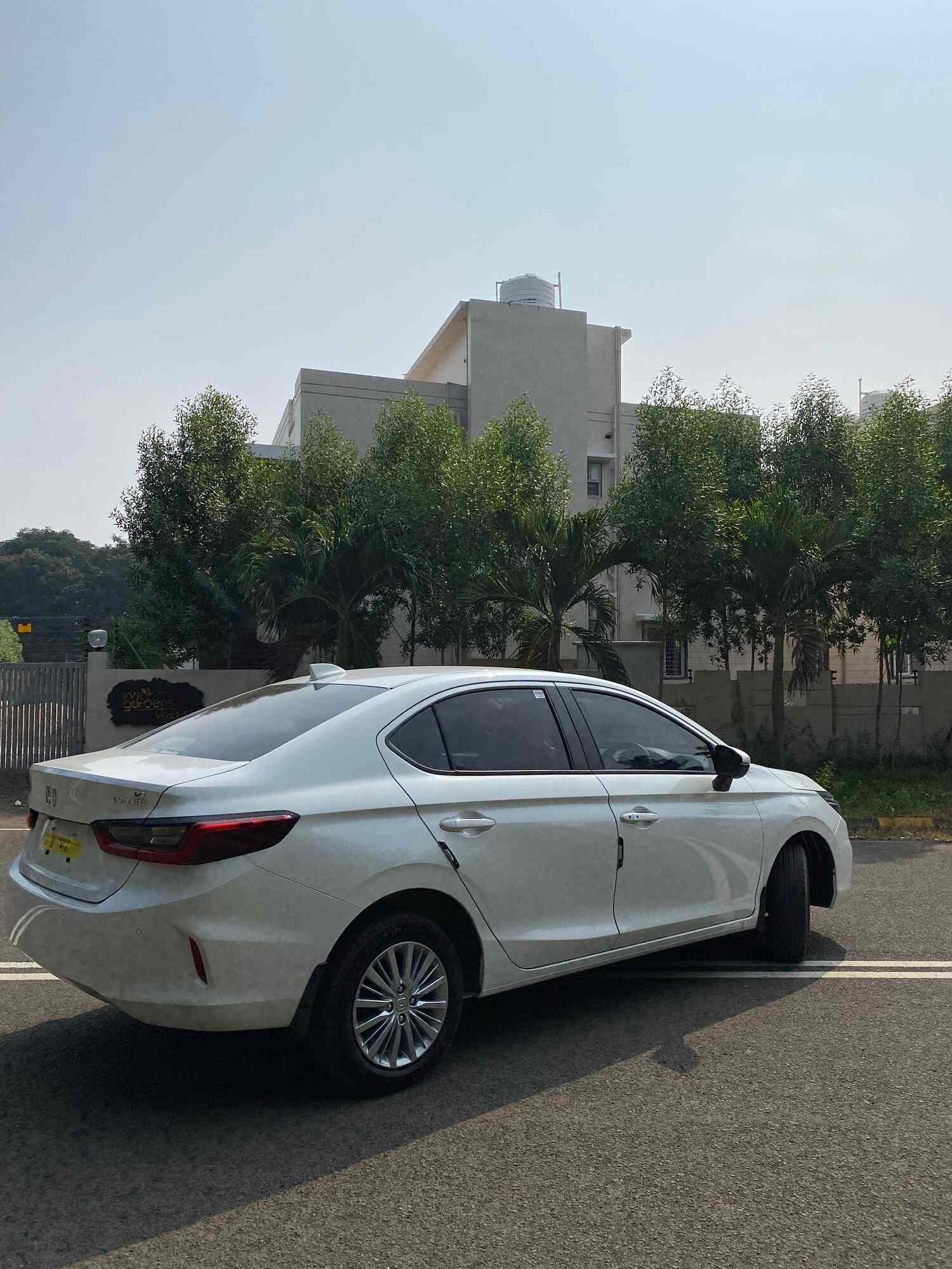 Jaswanth Self Drive Cars in Apparao Road,Rajahmundry Best Travel