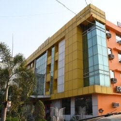 20+ 3 Star Hotels in Rajgir - 𝗠𝗶𝗱-𝗥𝗮𝗻𝗴𝗲 𝗛𝗼𝘁𝗲𝗹𝘀 ...