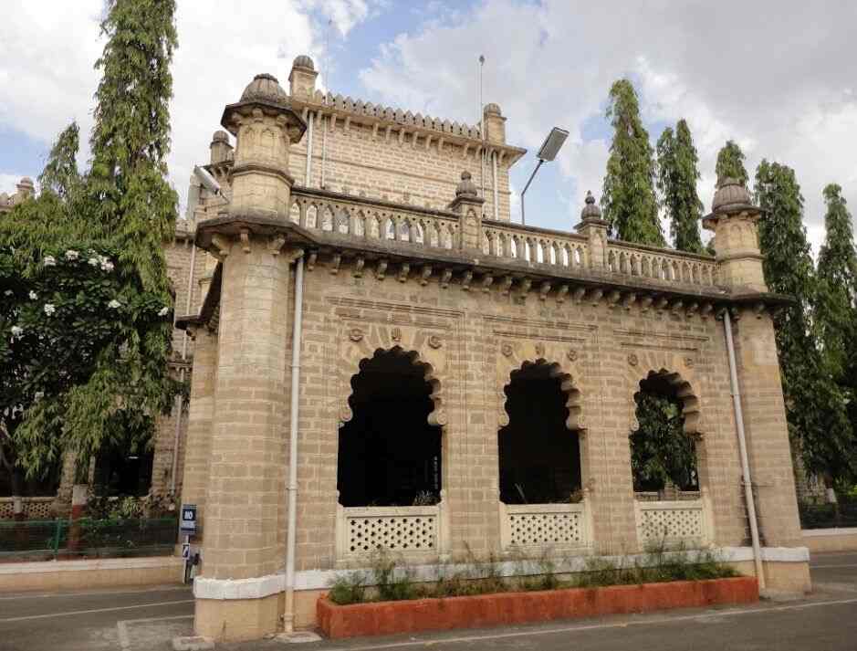 Nearby Police Station in Parevadi Chowk, Rajkot Police Helpline