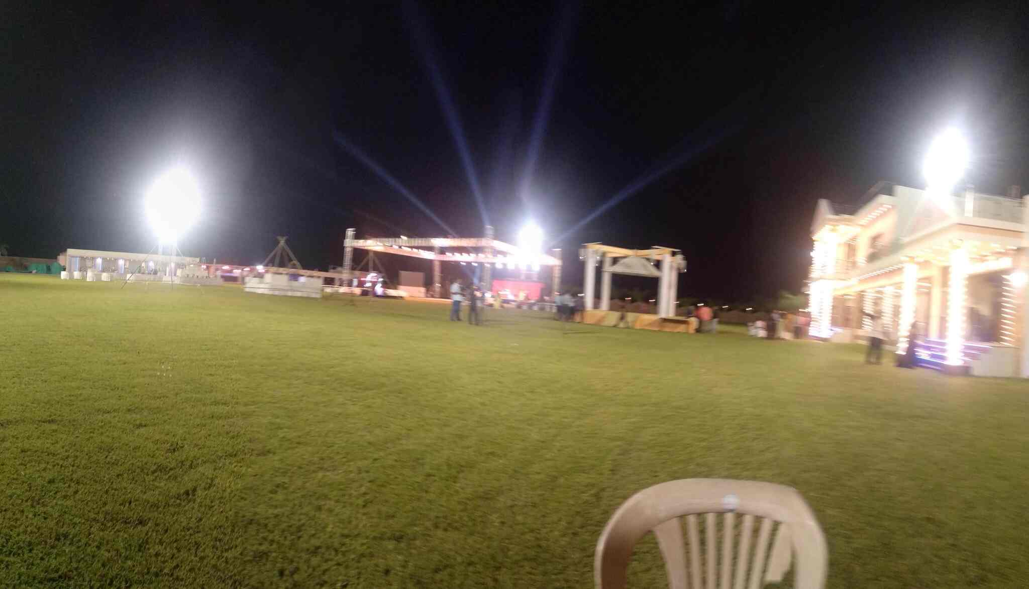 Book The Heritage Palace Resort in Beside International Cricket Stadium