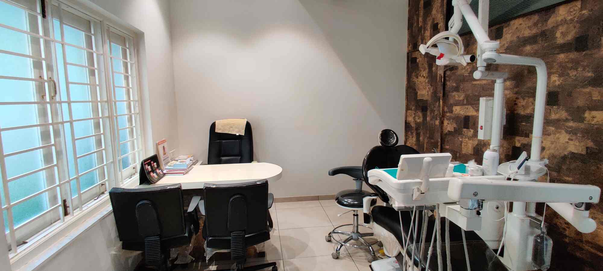Khushnuma Dental Clinic in Saurashtra Kala Kendra,Rajkot Best Dental