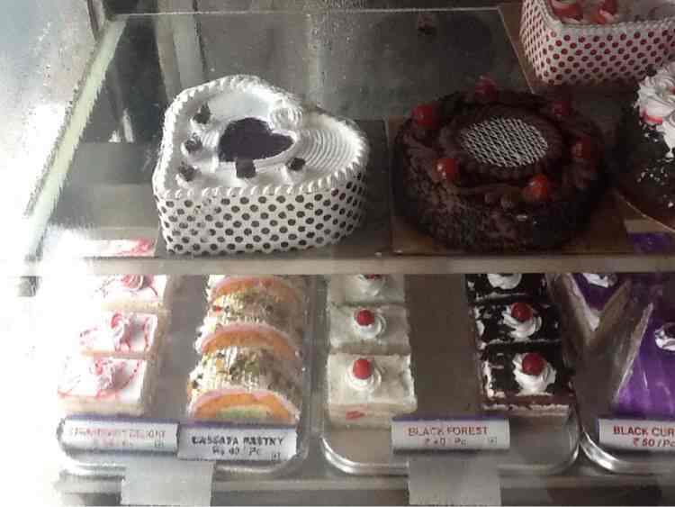Monginis Cake Shop in Gondal,Rajkot Best Cake Shops in Rajkot Justdial
