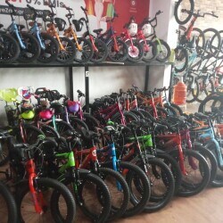 Parks to cycle near me 2025