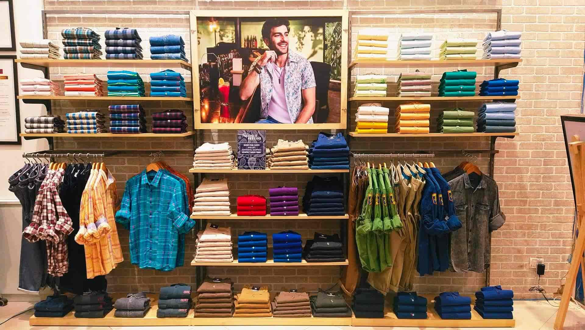 Peter England Showroom in Rajpur Road,Dehradun Best Men Readymade
