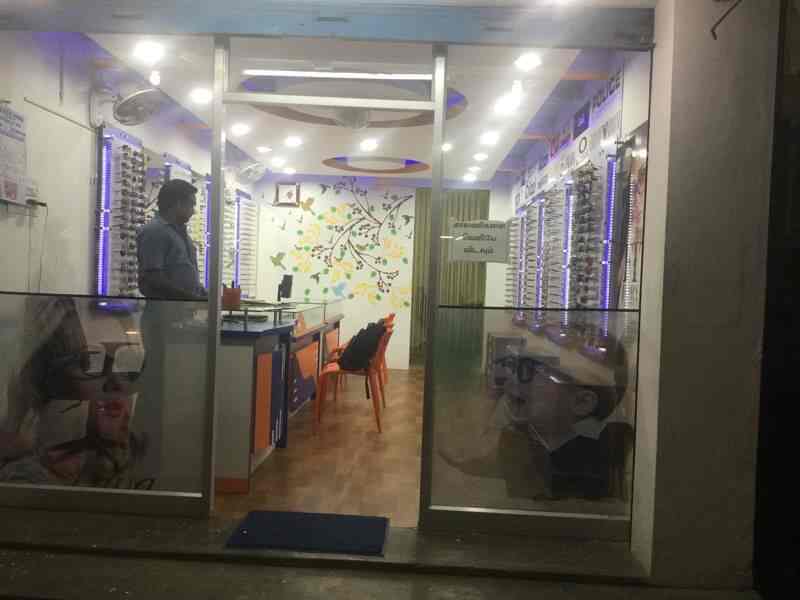New Lotus Eye Testing & Opticals in Elampillai,Salem Best Opticians