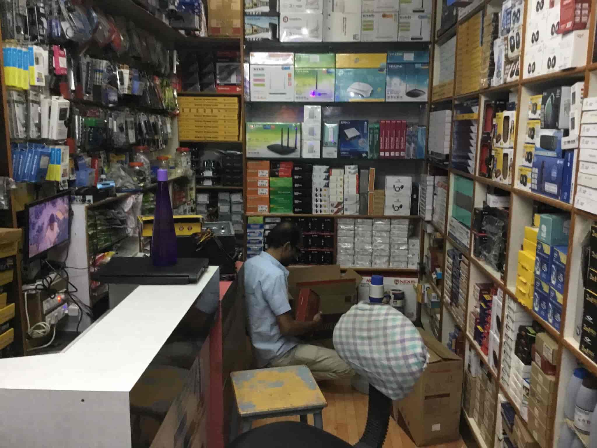 Royal Electronic in Veerapandiyur Nagar,Salem Best DellLaptop