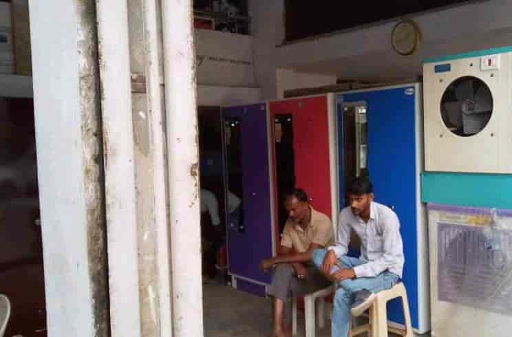 Shubham Almirah in Tikuriya Tola Satna Best Storewell Dealers in