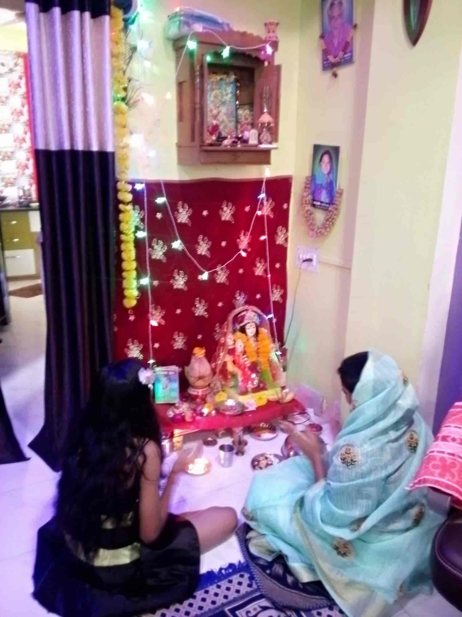 Parthraj Car Rental Photos, Alkapuri, Vadodara Pictures & Images