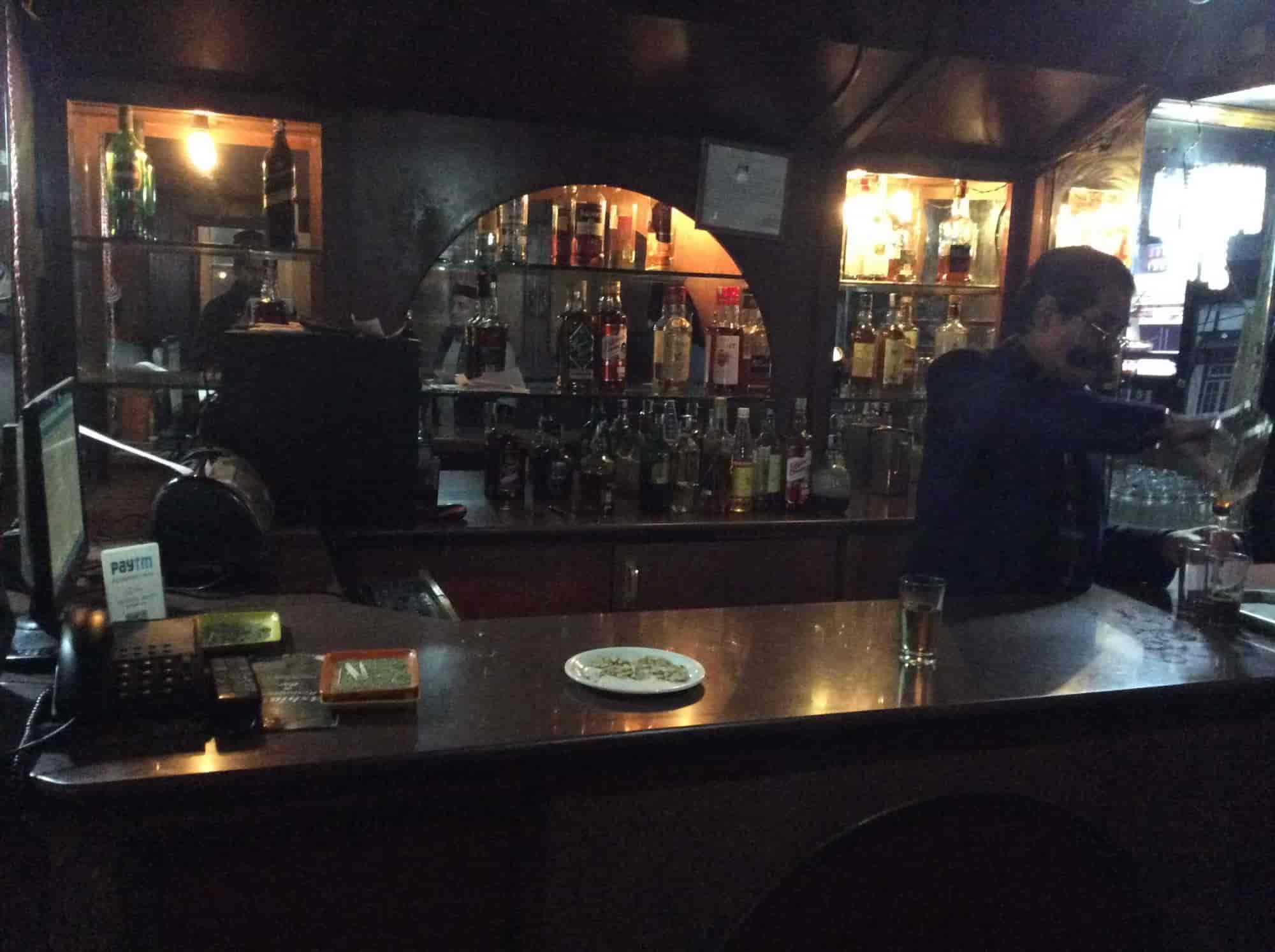 Top Bars Restaurants in Khalini,Shimla Best Family Restaurant And Bar