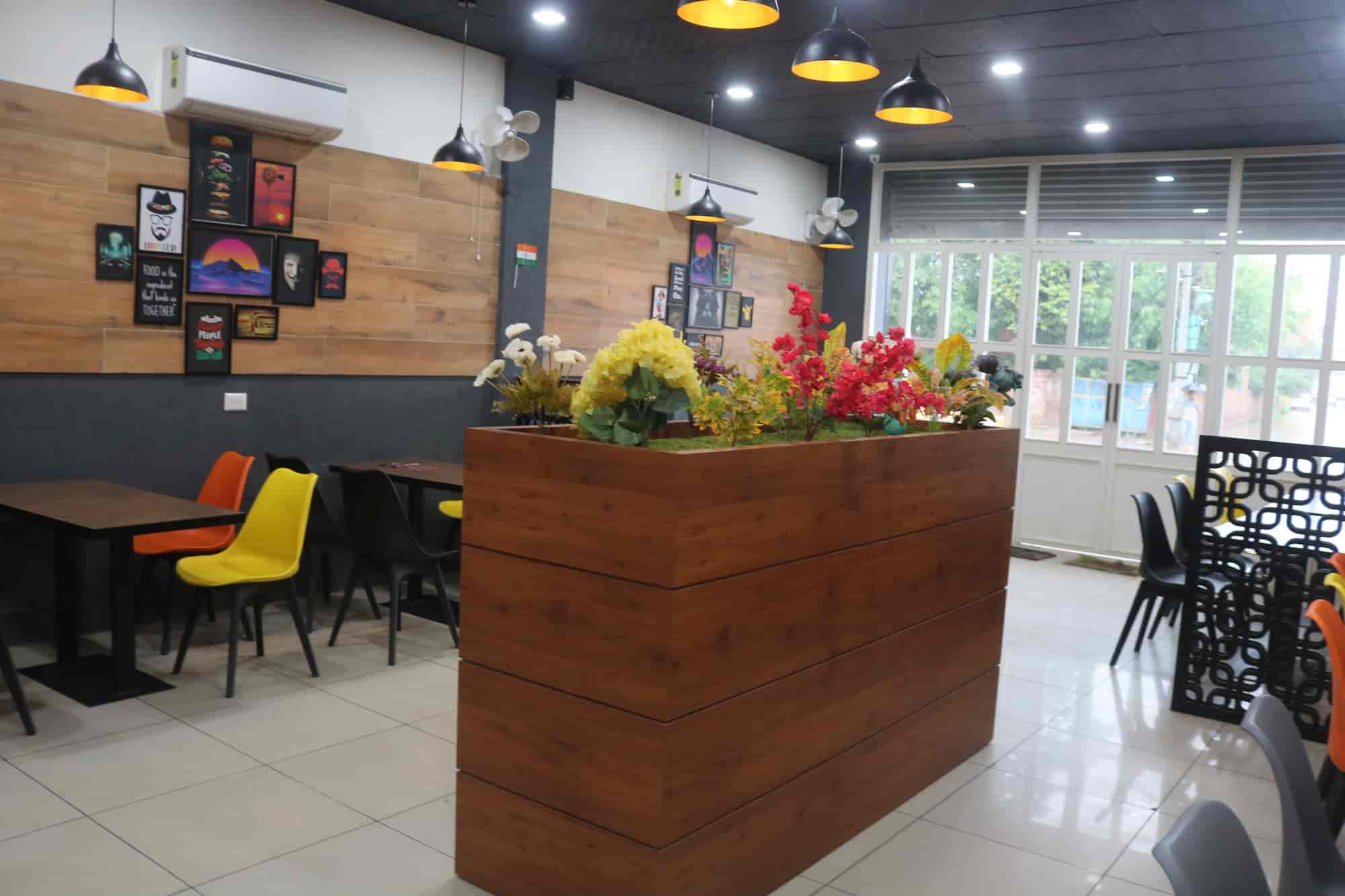 Grill Masters Mandi Dabwali in Chautala,Sirsaharyana Best Pizza