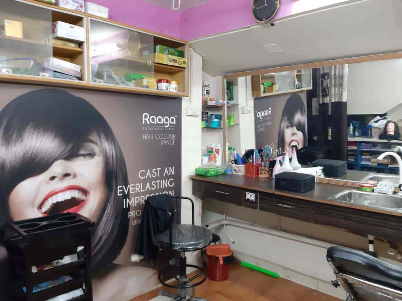 Touch And Glow Salon Fashion Boutique in Sirsi market,Karwar Best