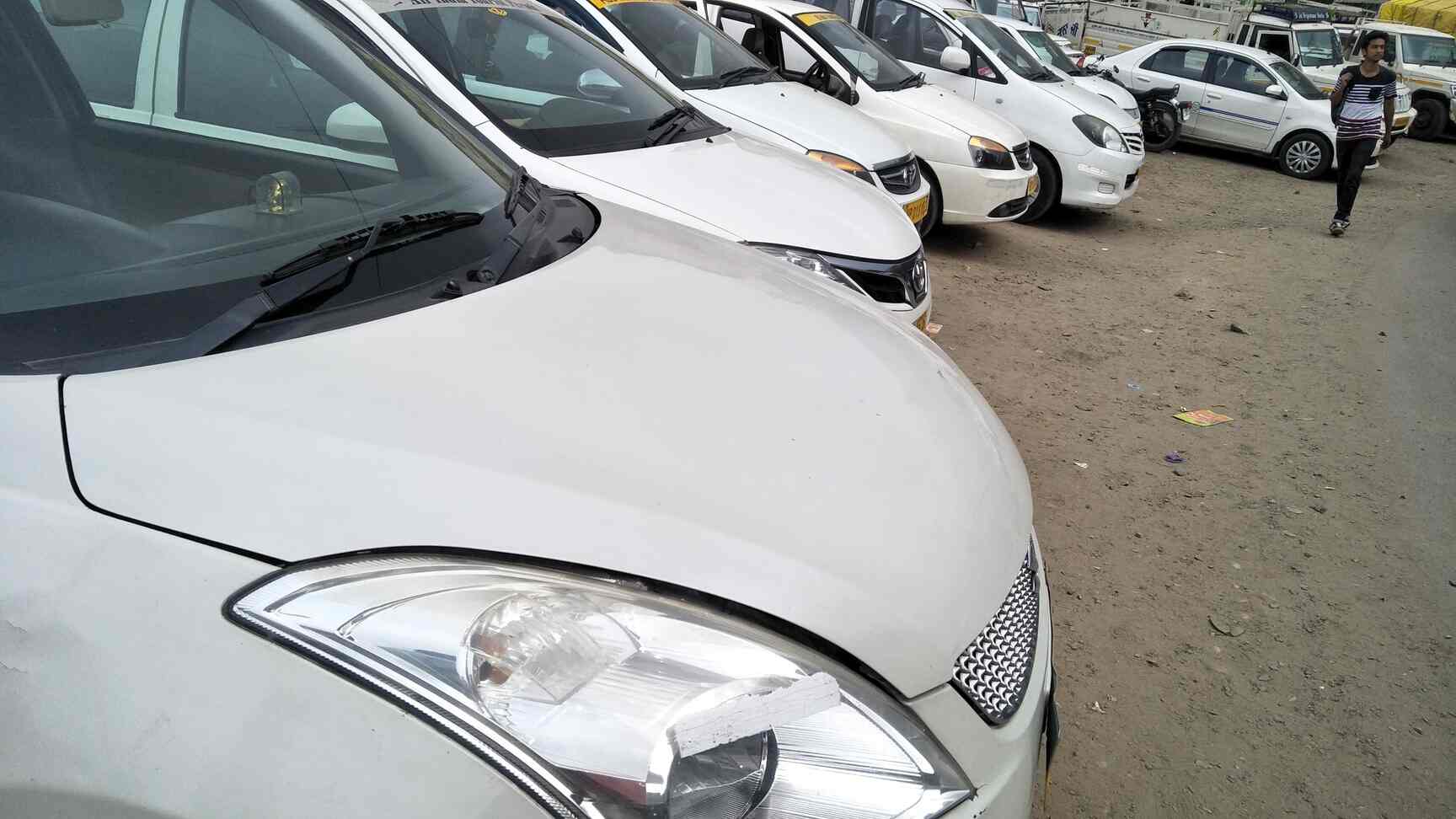 Top Car Rental in Dharampur, Dharampur Best Car Hire Rental Cars