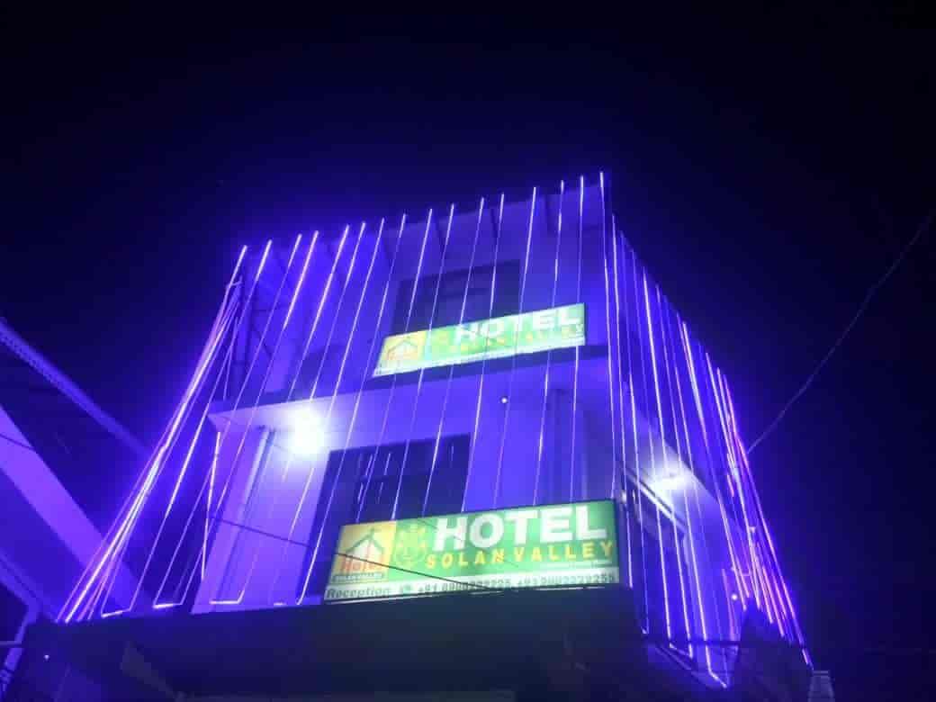 Top Hotels Rs 501 To Rs 1000 in Lakkar Bazar, Solan near me - Justdial