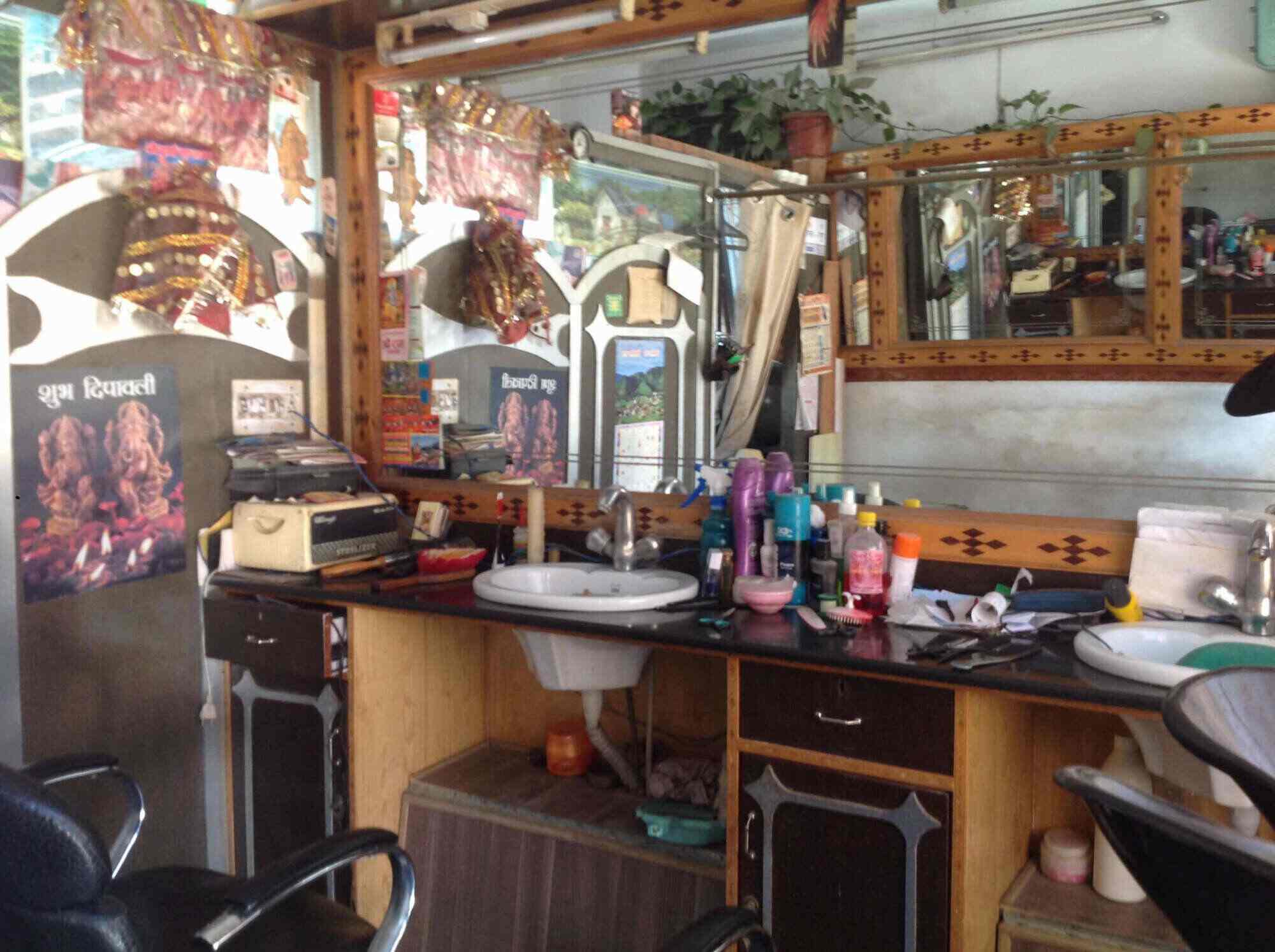 Scissors Touch Unisex Saloon in Anand Vihar Colony,Solan Best Unisex