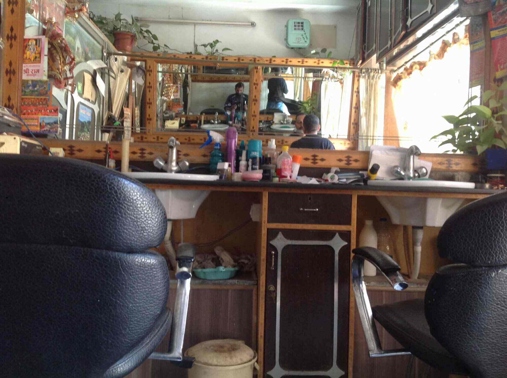 Scissors Touch Unisex Saloon in Anand Vihar Colony,Solan Best Unisex