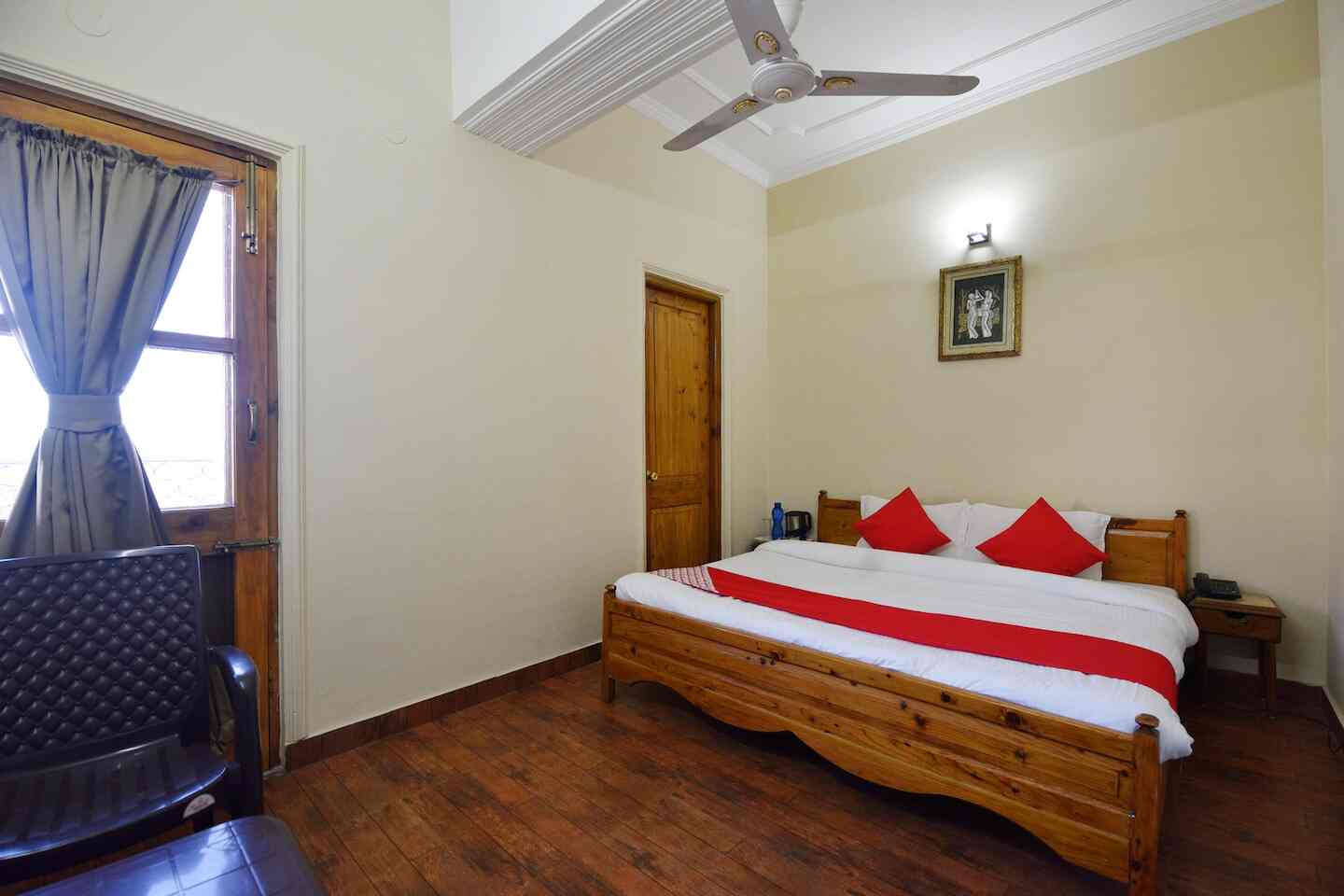 Book Online at Winsum Hill (OYO 26916), in Salogra, Solan - Best Hotels in  Solan - Justdial