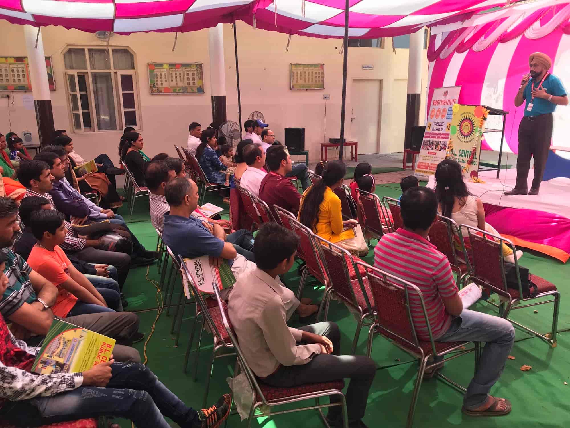 BL Central Public School Baddi in Housing Board,Solan Best English