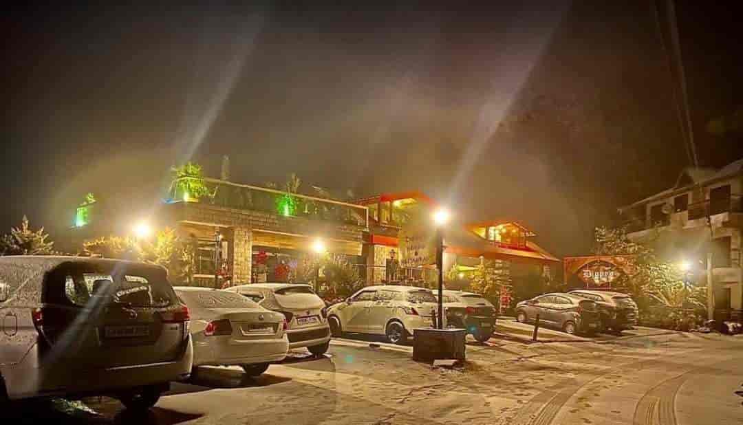STREET RETAILER BEST -20専用 Top Resorts With City View in Kumarhatti - Best Resorts With