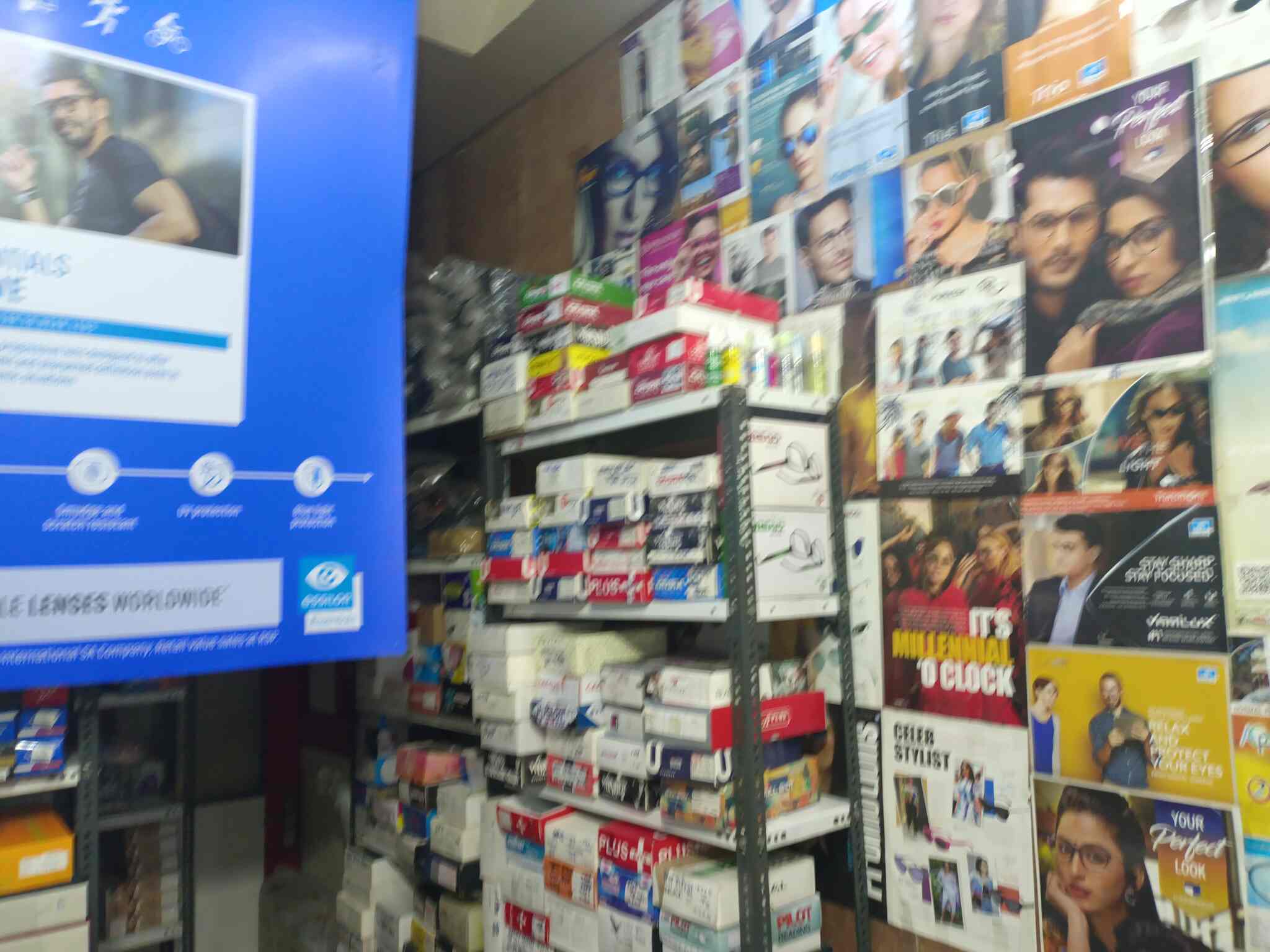 Rajeshwar Opticals Wholesale Dealer in Navi Peth,Solapur Best Optical