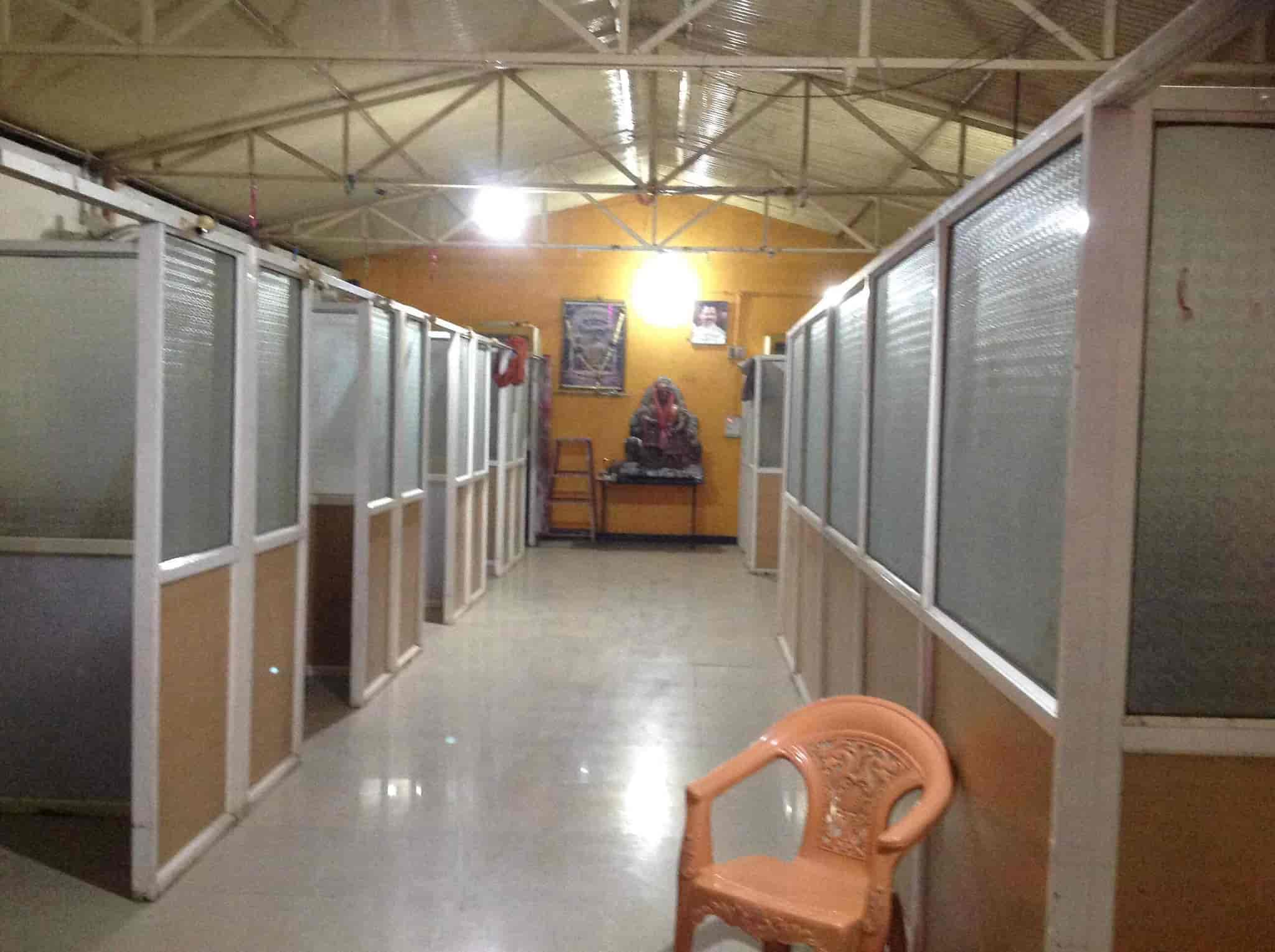 Hotel Maratha Darbar in Barshi,Solapur Order Food Online Best