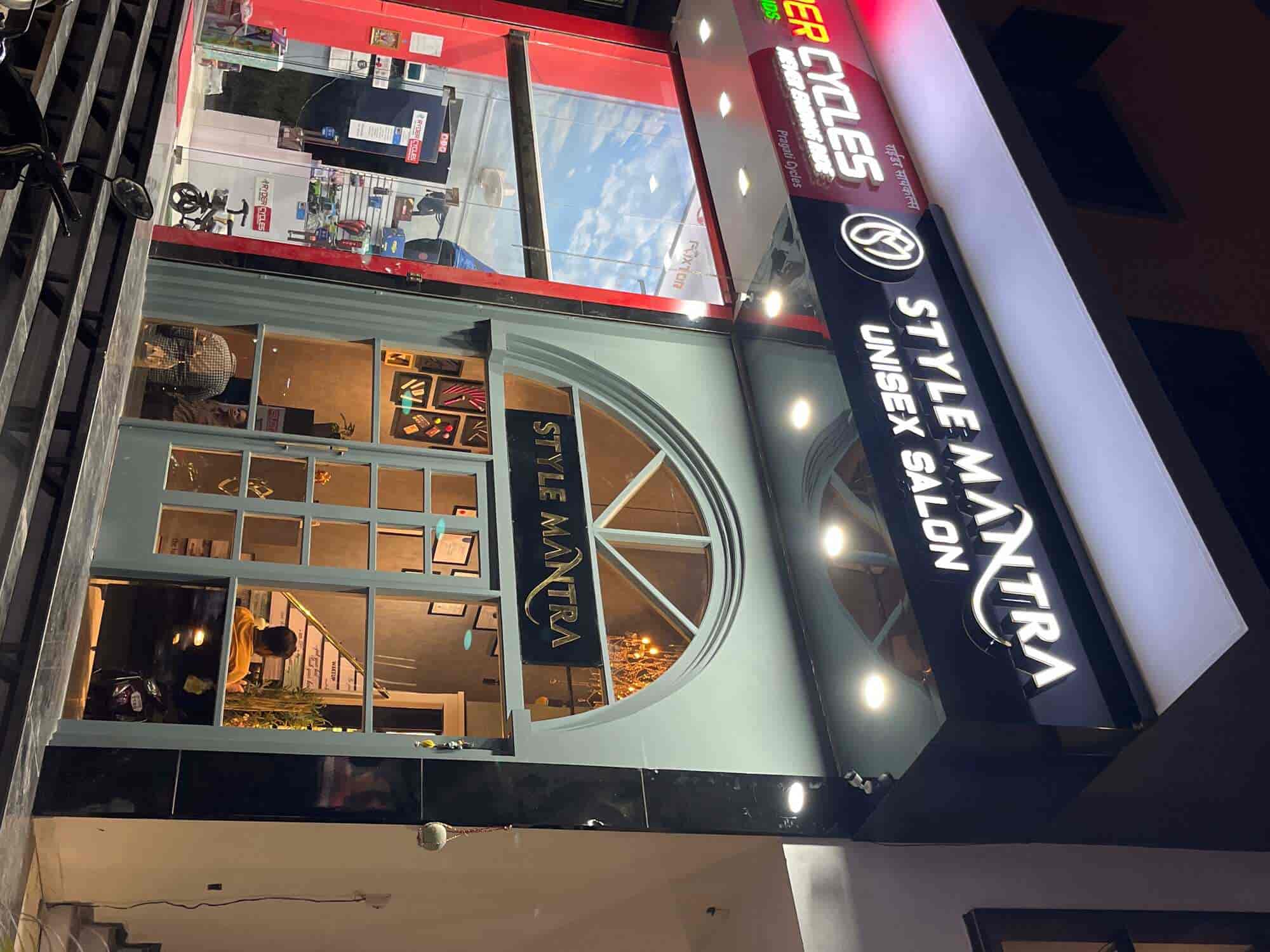 Style Mantra Unisex Saloon in Jule Solapur,Solapur Best Beauty