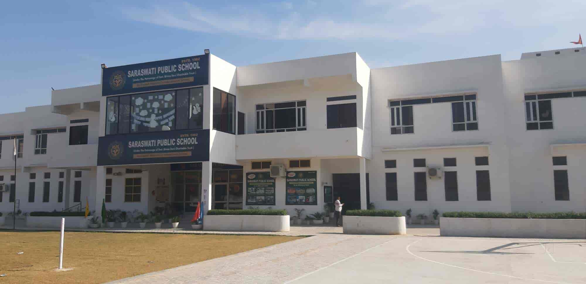 Saraswati Public School in Jawahar Nagar,Sri Ganganagarrajasthan
