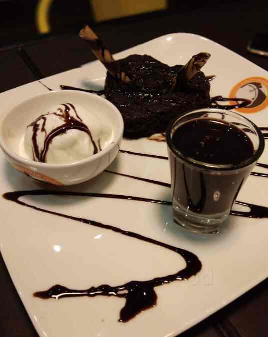 The Chocolate Room, Vesu, Surat Desserts, Fast Food Cuisine