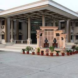 Irina Agibalova porno Ular qizni katta sikni sorishga majbur qilishadi