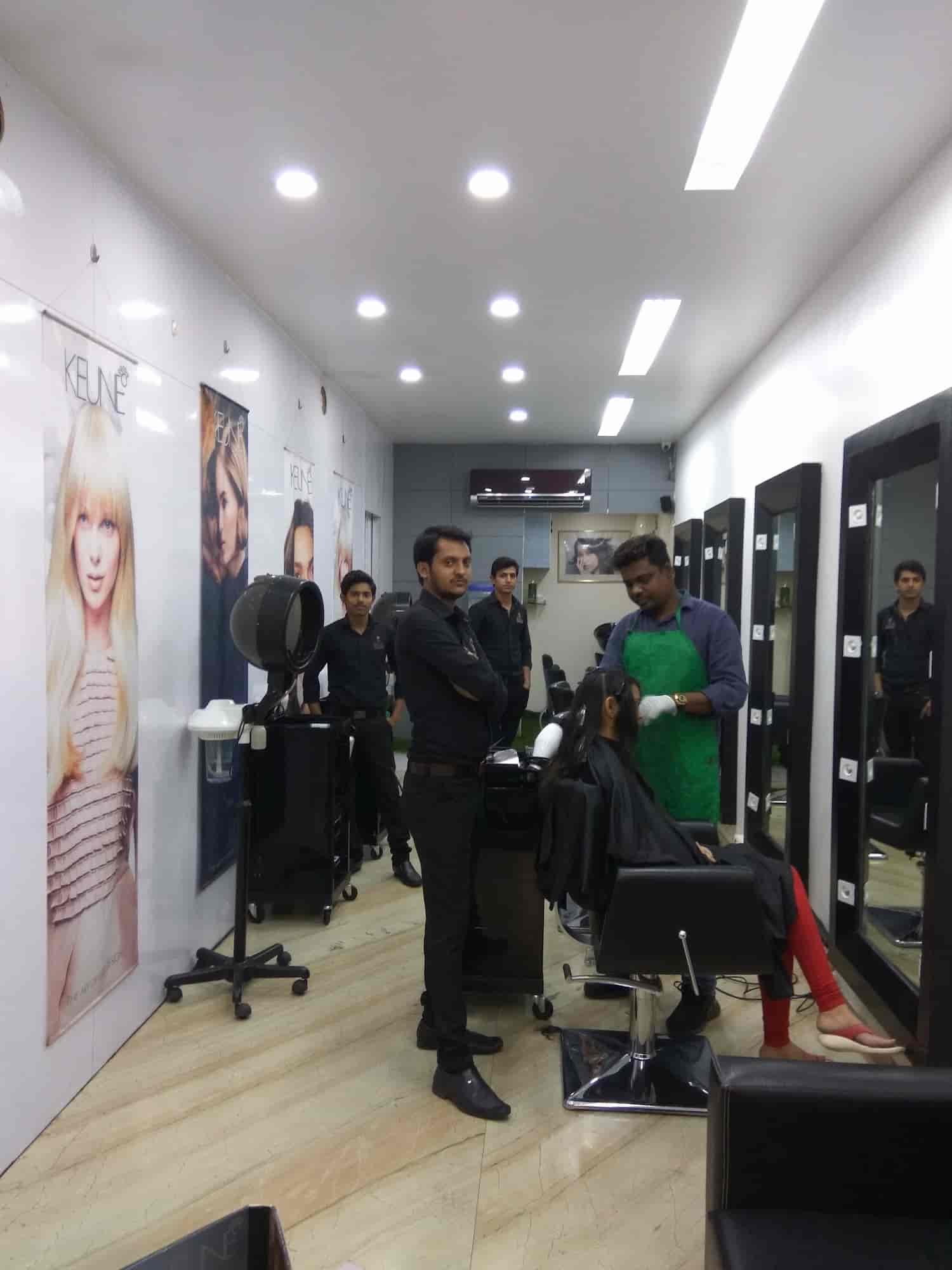 Skyline Beauty Salon And Academy in Nana Varaccha,Surat Best Salons in Surat Justdial